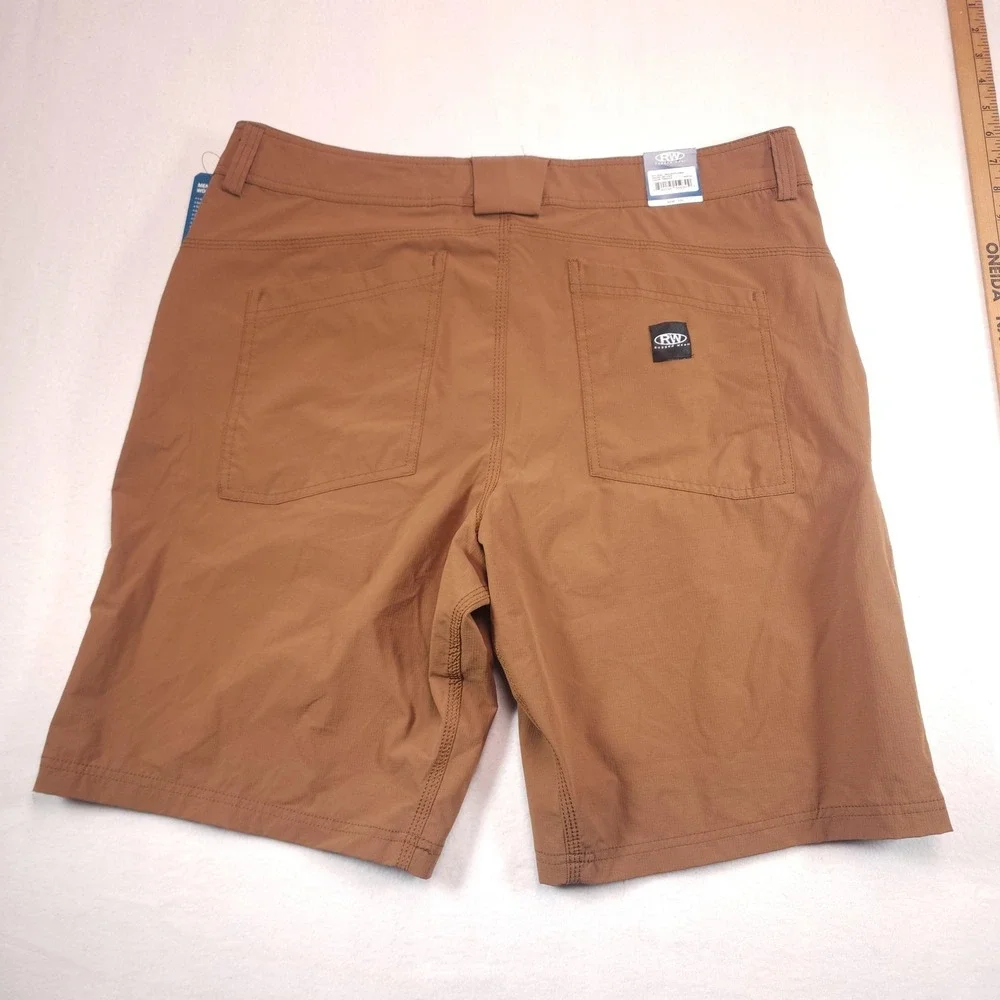 Rugged Wear Mens 40 Brown Nylon Stretch Cargo Shorts NWT‎